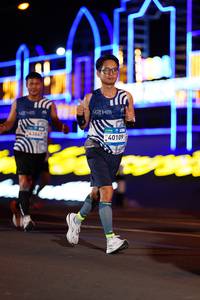 BIB: 40109, 67969
                            <button type="button" onclick="openModal(22873946)" class="btn btn-primary btn-sm float-right btn-popup" data-toggle="modal" data-target=".modal-high-quality">
                        <i class="fas fa-shopping-cart"></i> Add to Cart
                    </button>
                                            <button type="button" onclick="isThisMe(22873946, true)" class="btn btn-success btn-sm float-right btn-popup btn-isme hidden" data-toggle="tooltip" data-placement="bottom" title="นี่คือรูปของคุณใช่ไหม คลิกที่นี่เพื่อเอาเข้าอัลบั้ม">
                        <i class="fas fa-plus"></i> Add to album
                    </button>
                    <button type="button" onclick="isThisMe(22873946, false)" class="btn btn-warning btn-sm float-right btn-popup btn-isnotme hidden">
                        <i class="fas fa-ban"></i> Remove from album
                    </button>